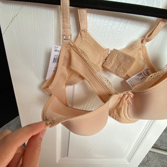 Nursing Bra Maternity - Picture 6 of 9